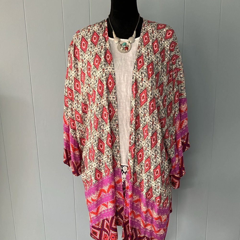 Umgee Bohemian Kimono Duster M/L Colorful Geometric Pattern Flowy Beach Cove-Up